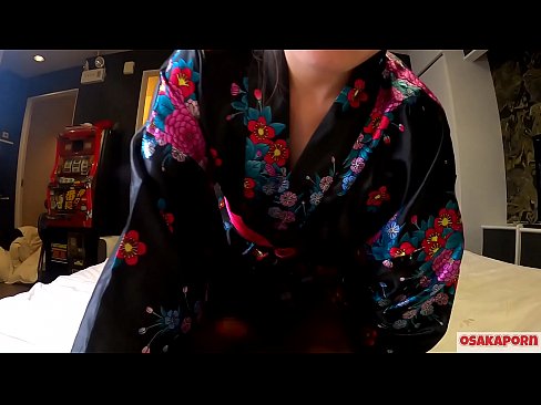 ❤️ Giovane ragazza cosplay ama il sesso fino all'orgasmo con uno squirt in una cavallerizza e un pompino. Ragazza asiatica con figa pelosa e belle tette in costume tradizionale giapponese in video amatoriale che mostra la masturbazione con fuck toys. Sakura 3 OSAKAPORN. ☑ Solo pornoal it.xsexshop.ru