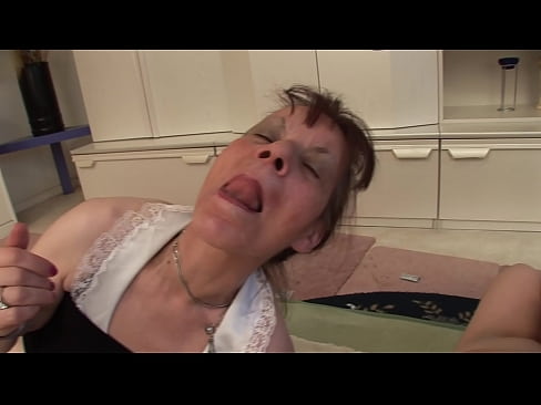 ❤️ Due nonne e un nonno fanno una cosa a tre ☑ Solo pornoal it.xsexshop.ru