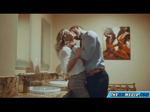 ❤️ Quando una bionda formosa ti seduce in un bagno pubblico ☑ Solo pornoal it.xsexshop.ru